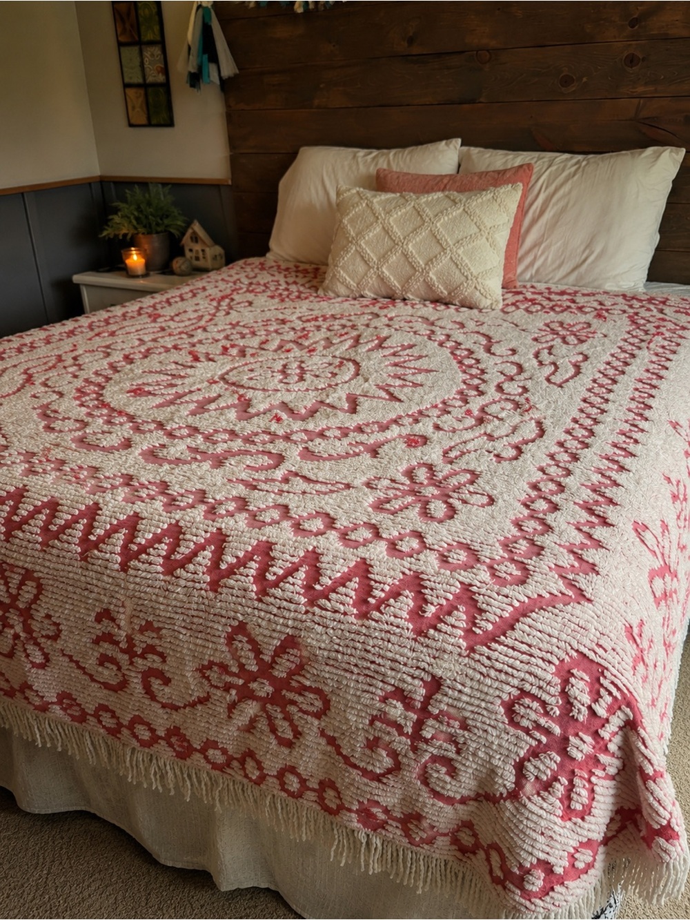 Vintage Montgomery Ward Pink White Chenille Bedspread Full USA Cottagecore
